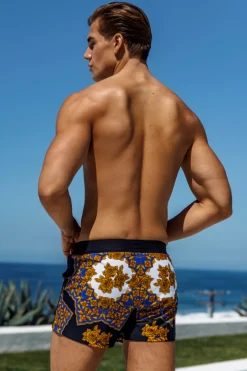 Clearance Amalfi Retro Lycra Swimmer Swim Trunks | Men's Summer